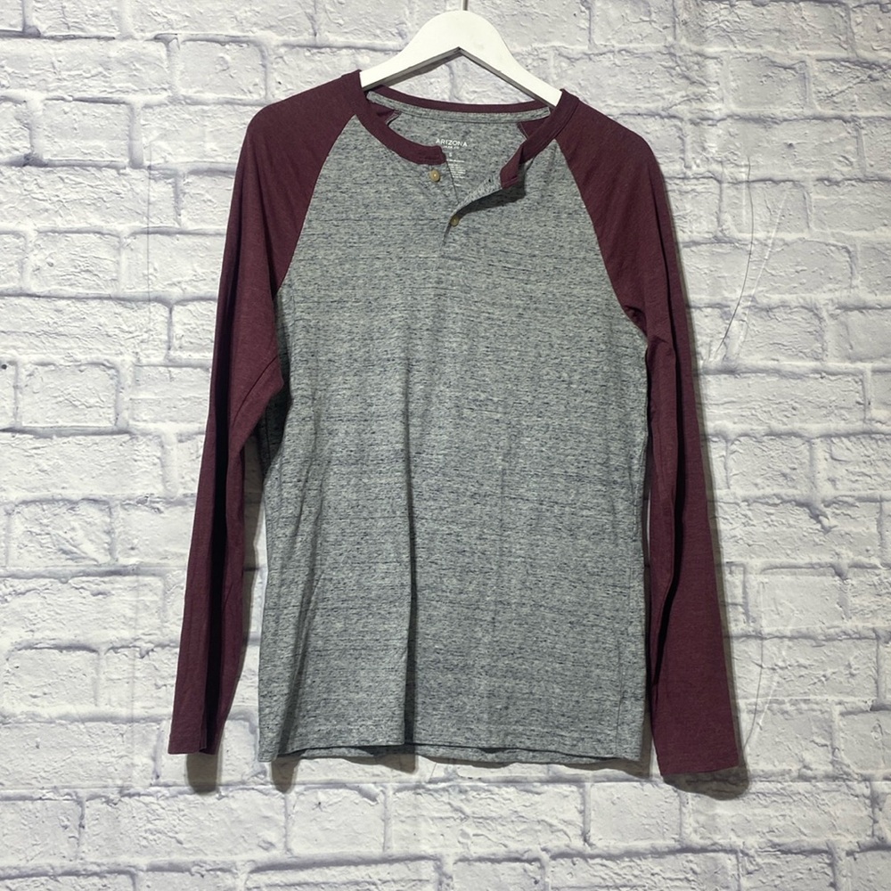 Arizona jeans co. Long sleeves